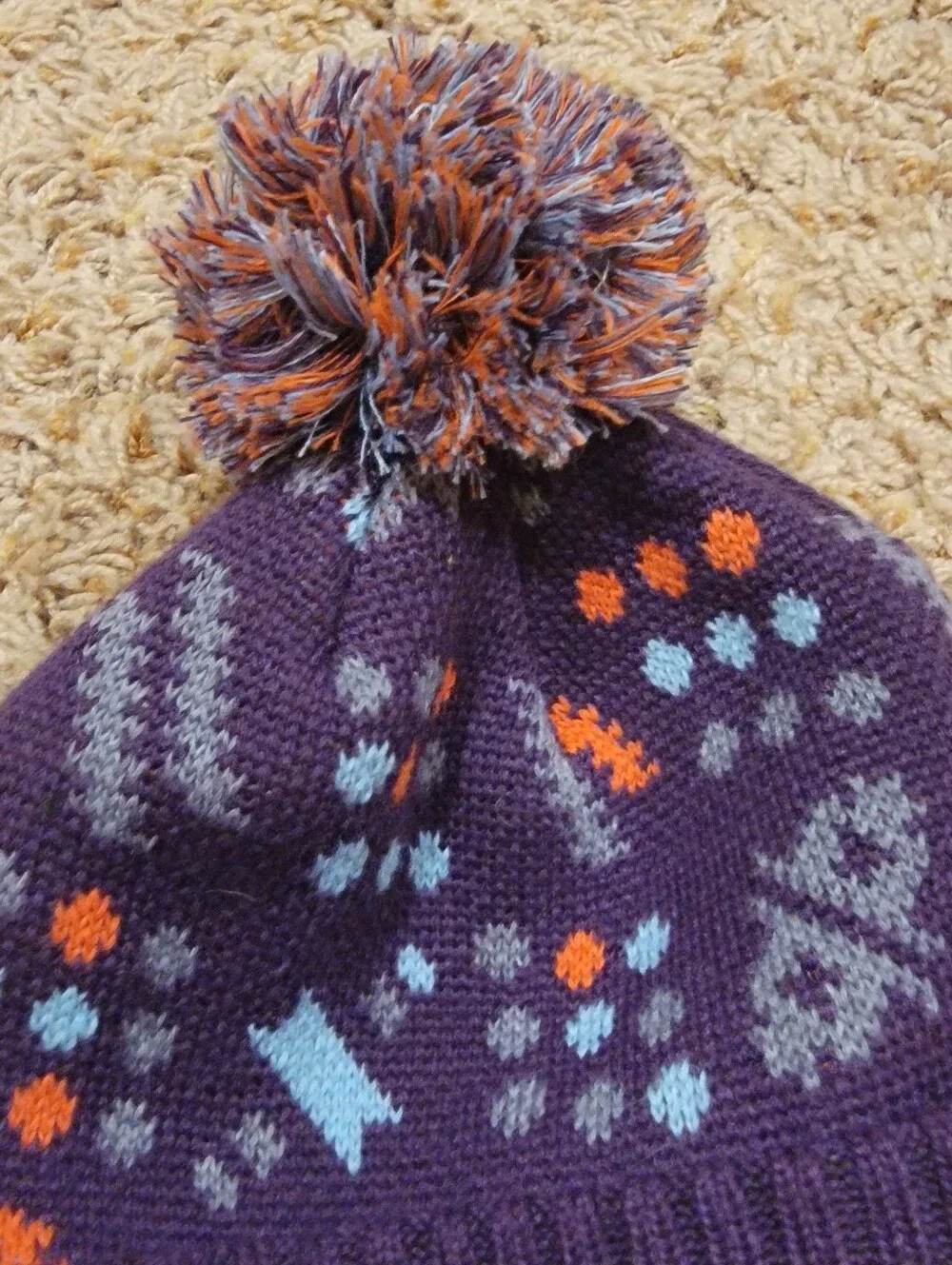 Patagonia Youth/Kids Purple Patterned Winter Beanie with Pom Pom!